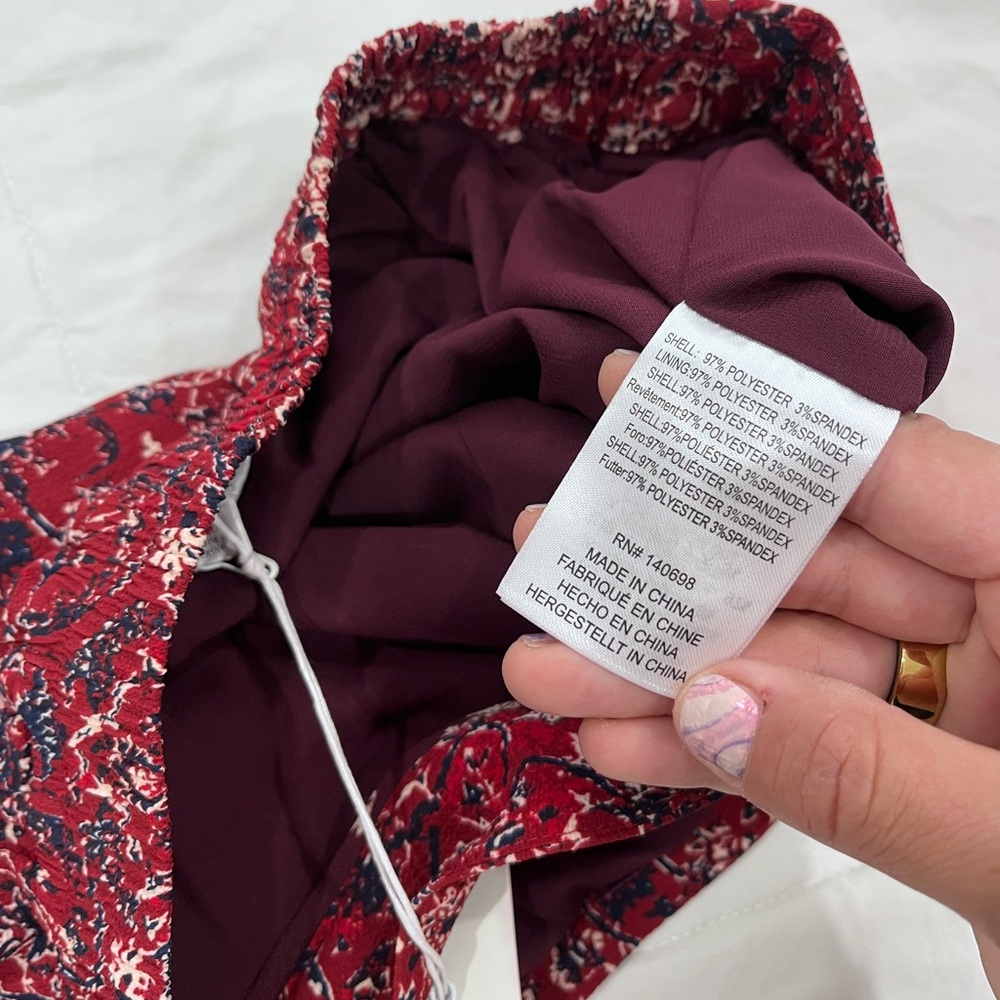TAVIK • Women’s Burgundy Paisley Floral High-Waist Shorts NWT - Picture 8 of 8